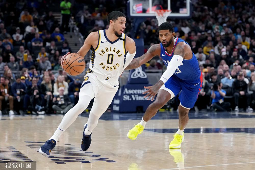 不仅帮助她 不仅帮助她