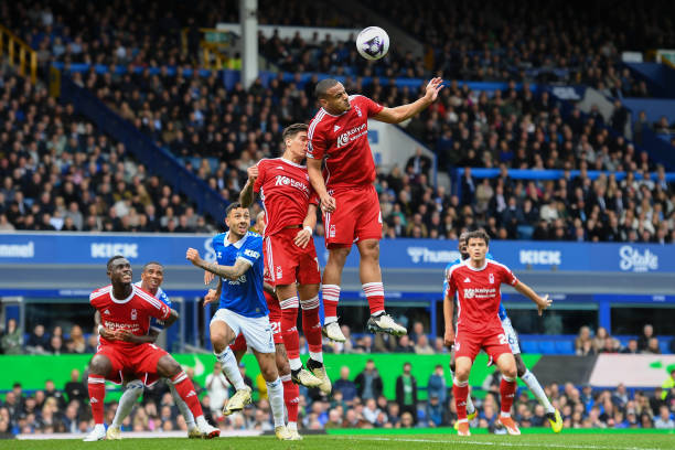 赫罗纳并非 赫罗纳并非